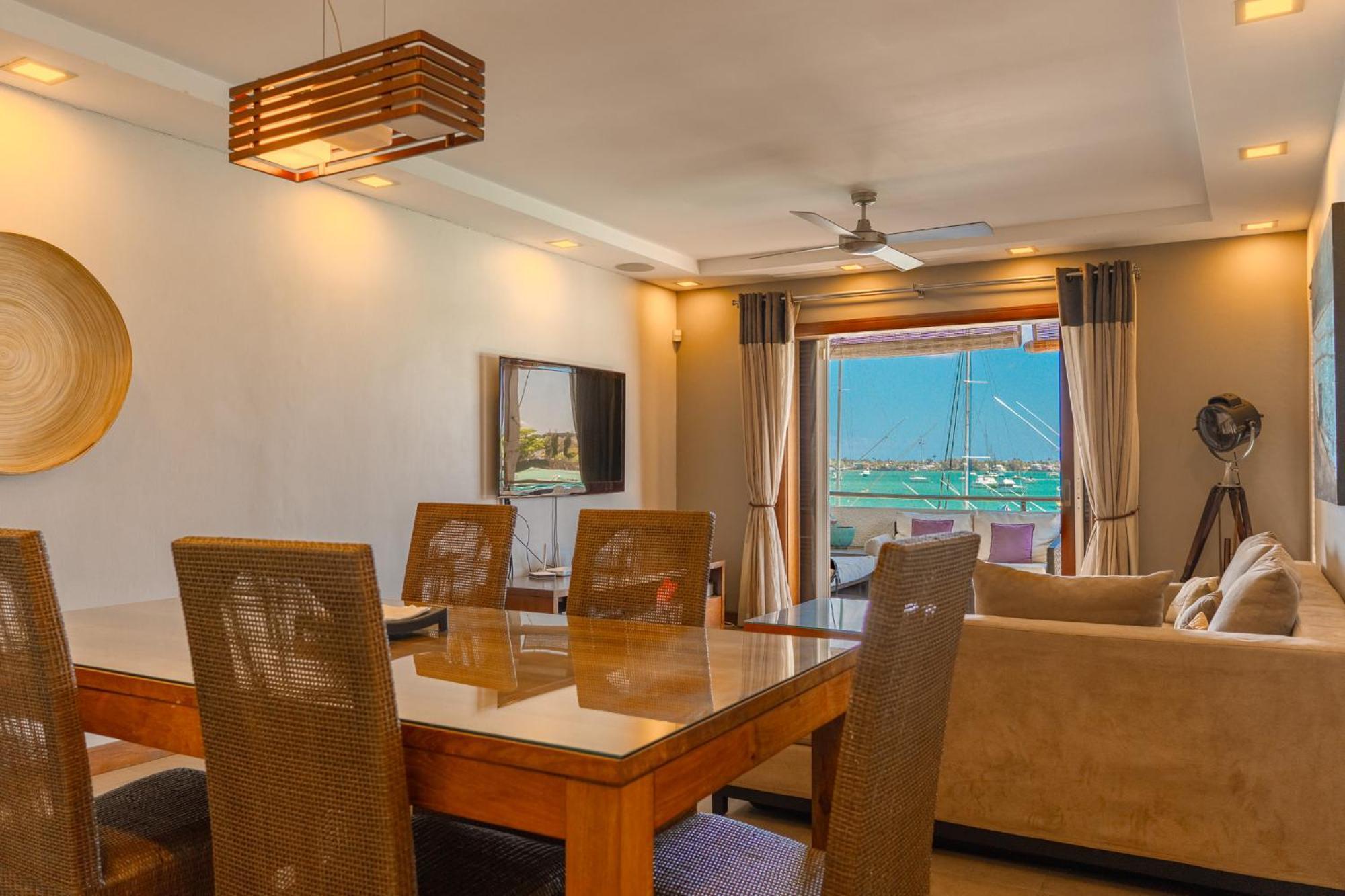 Beachfront Luxurious Stunning Sunset Boulevard Apartment, Grand-Baie Eksteriør billede
